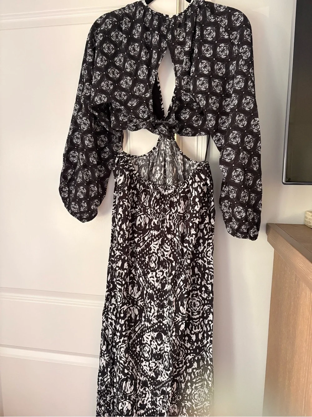 Abercrombie Cutout Dress NWT